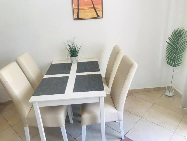 Apartment Andela Kastela Luaran gambar