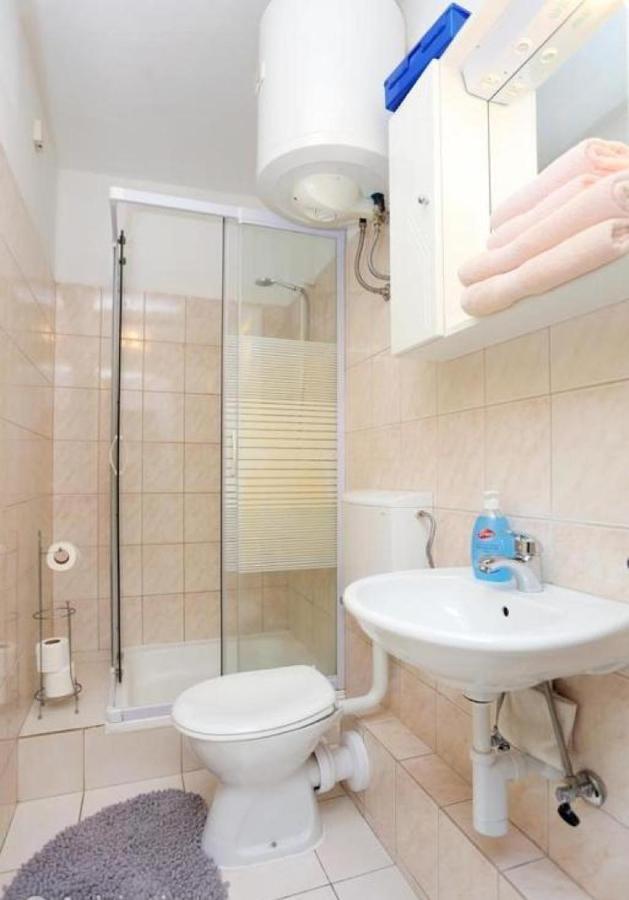 Apartment Andela Kastela Luaran gambar