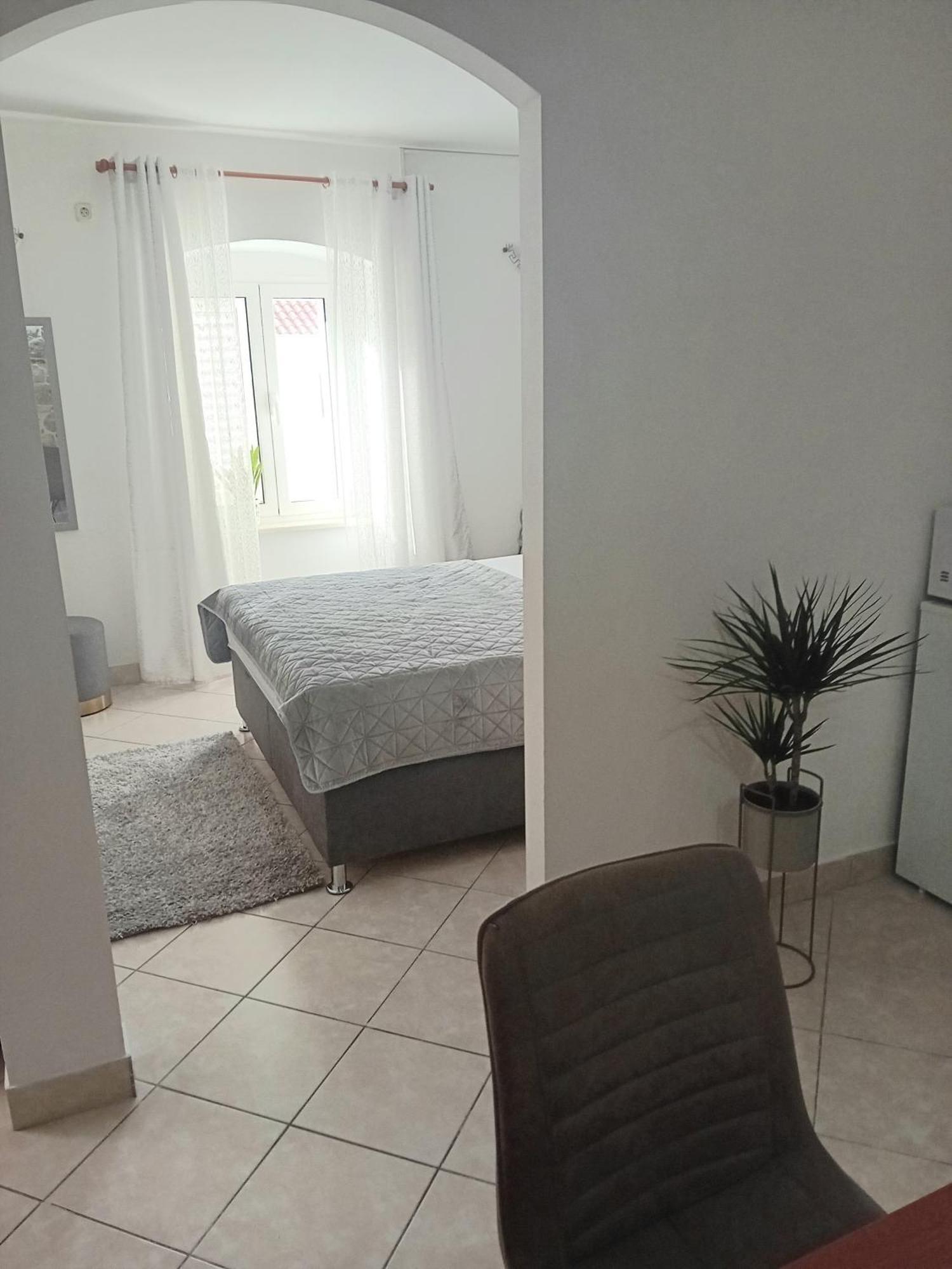 Apartment Andela Kastela Luaran gambar